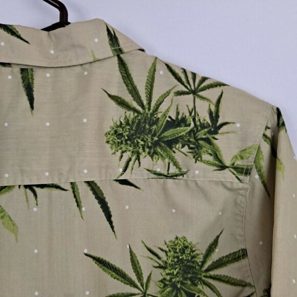 True Rock Mens S/S Shirt  NWOT - Picture 9 of 10